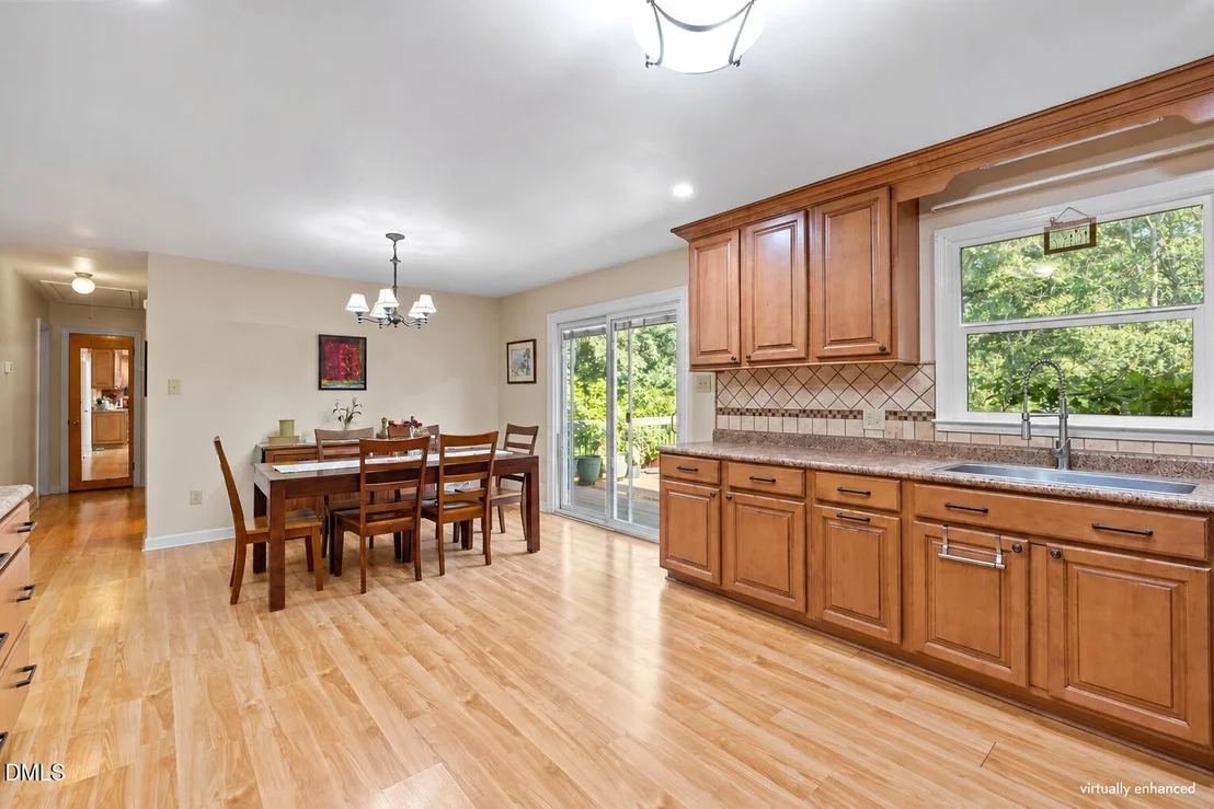 Photo of 6324 Tryon Road