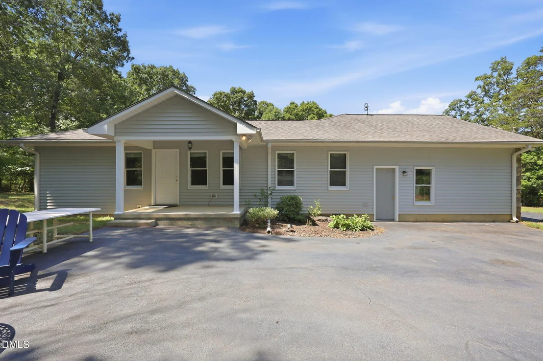 Photo of 3744 Redbud Road