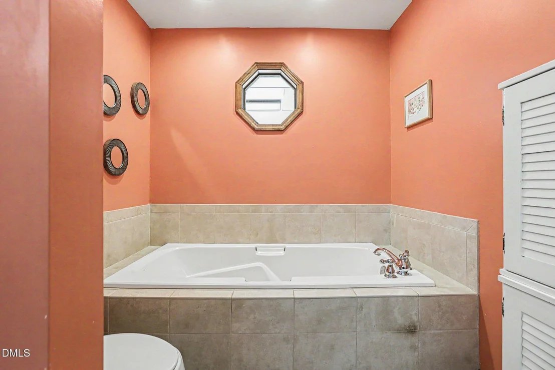 Photo of 2256 Shotwell Road