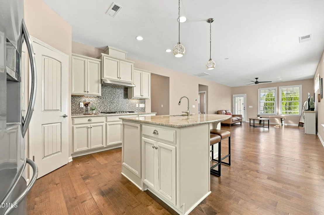 Photo of 1033 Cuthbert Lane