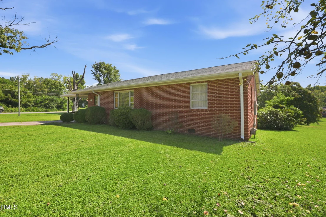 Photo of 1700 Parham Drive