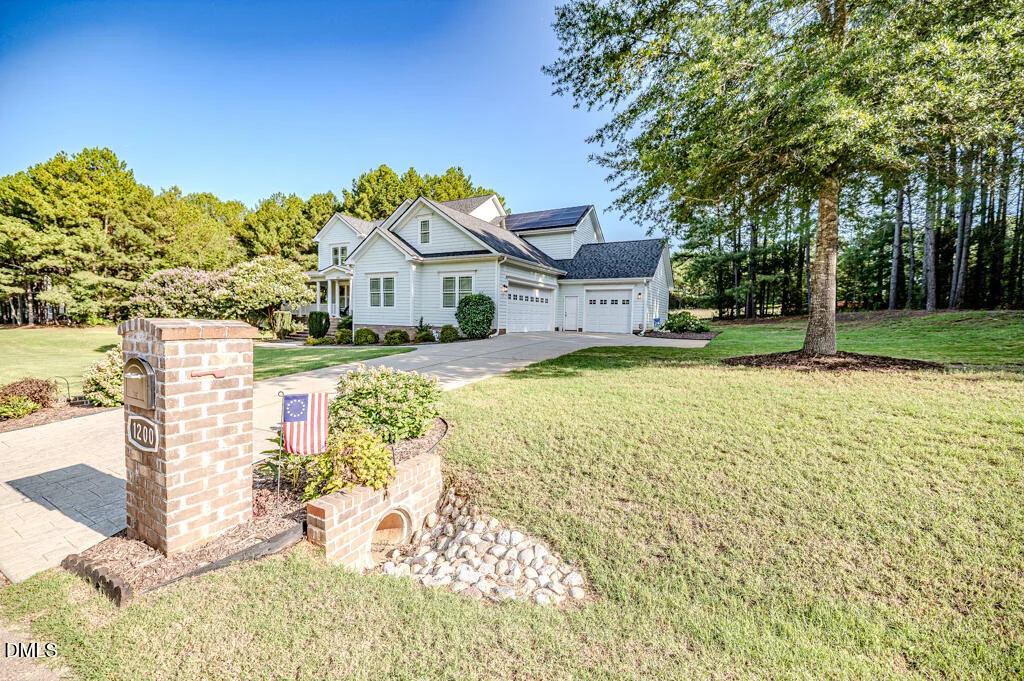 Photo of 1200 Graedon Drive