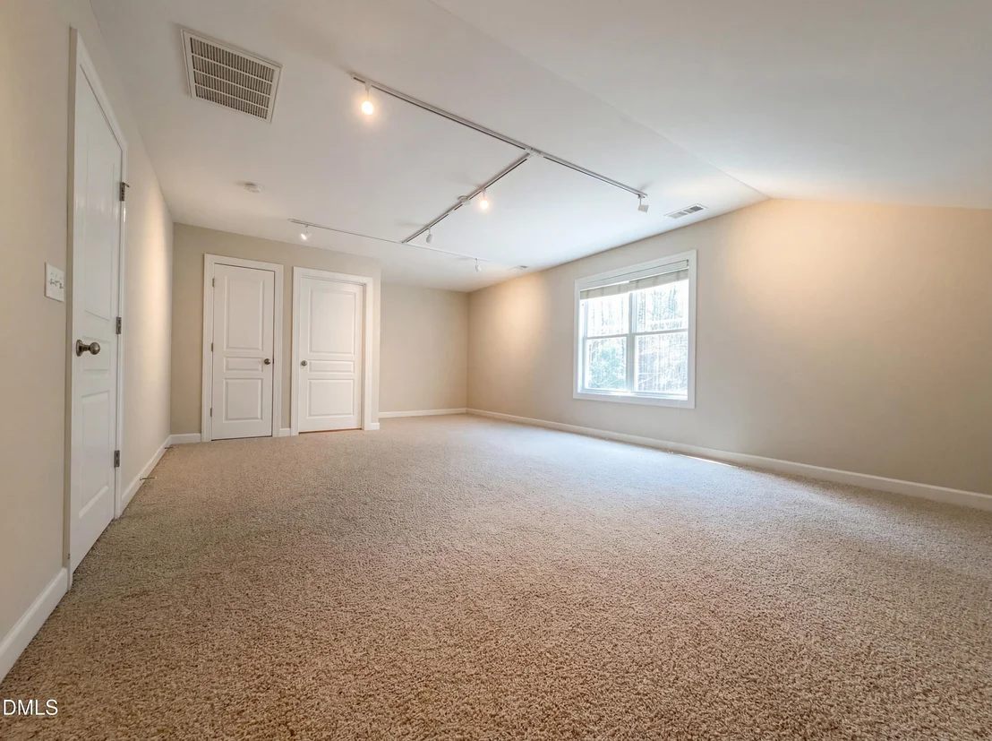 Photo of 1001 Lake Valley Drive