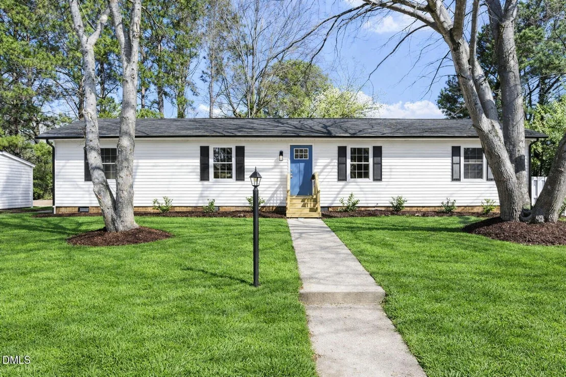 Photo of 8 Bair Circle