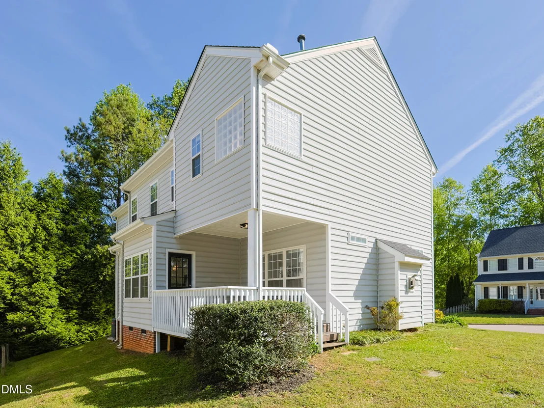 Photo of 8613 Clivedon Drive