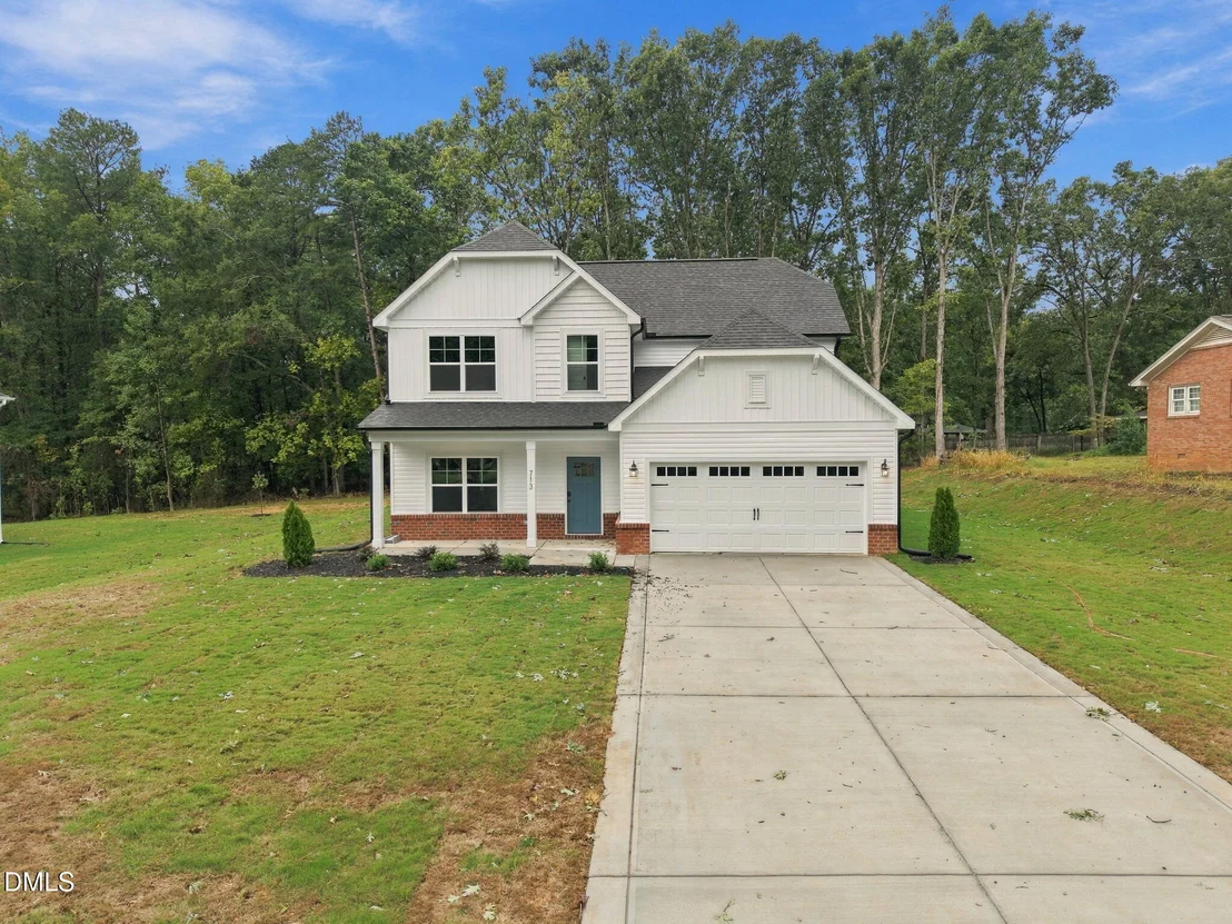 Photo of 713 Crestview Drive