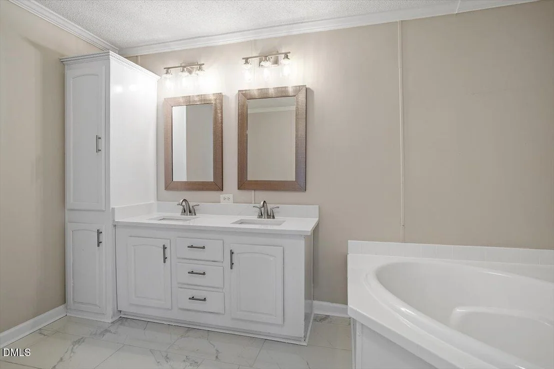 Photo of 190 Pickett Circle