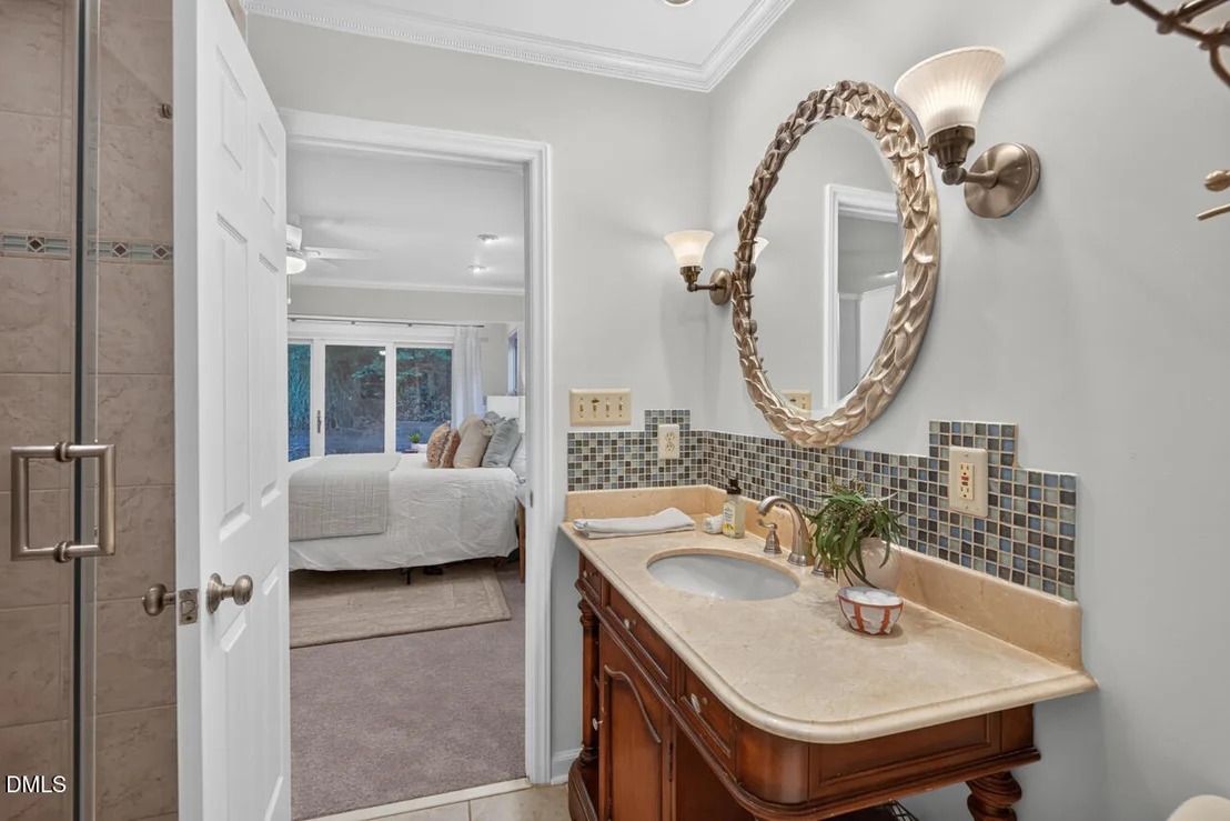 Photo of 2210 Parkside Drive