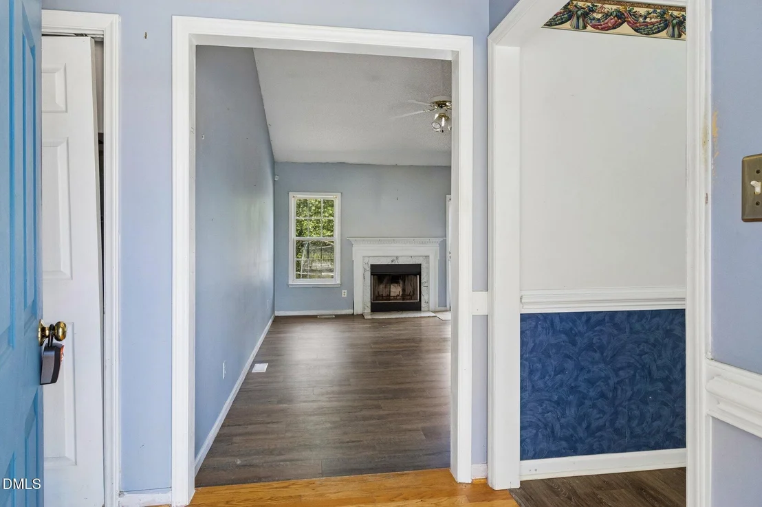 Photo of 6304 Walnut Glen Drive
