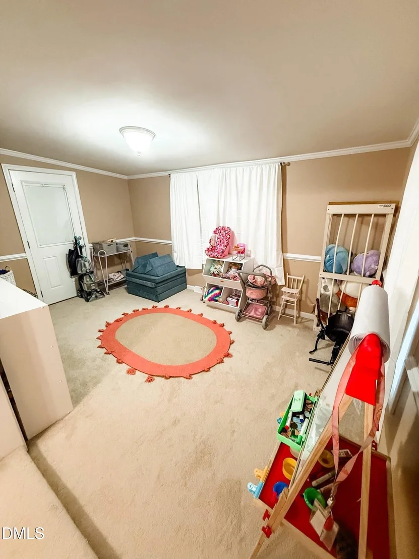 Photo of 543 Duke Drive