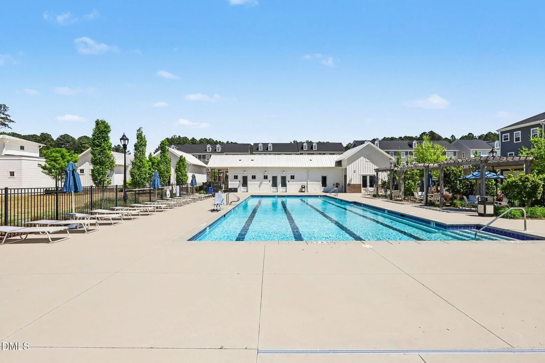 Photo of 501 Whitehall Circle