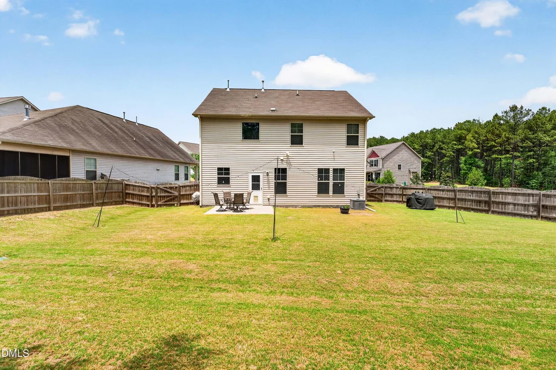 Photo of 410 Chestnut Oak Place