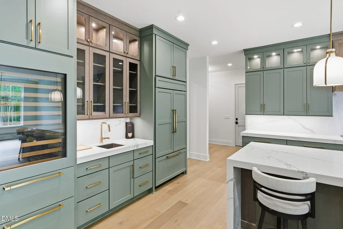 Photo of 213 Westhampton Drive