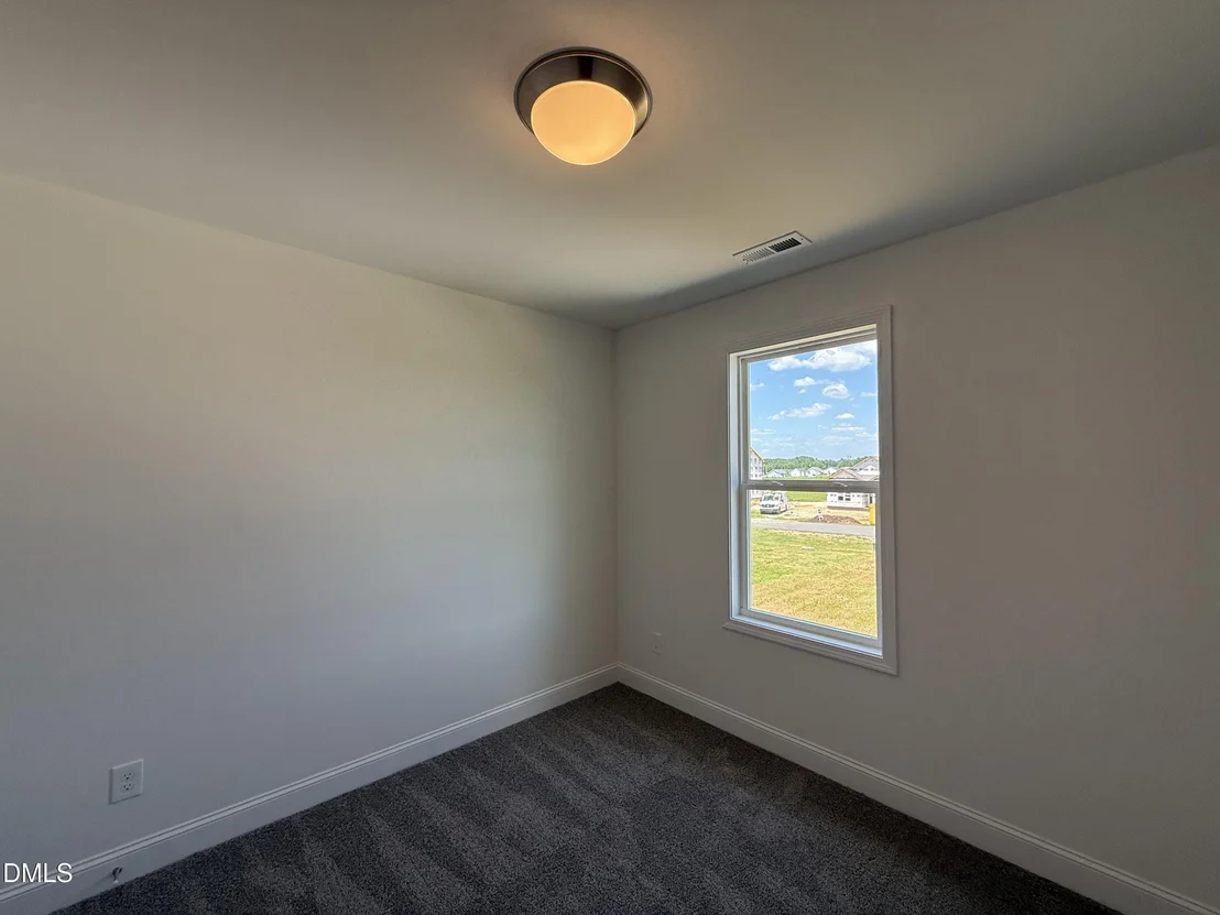 Photo of 140 Longfield Court