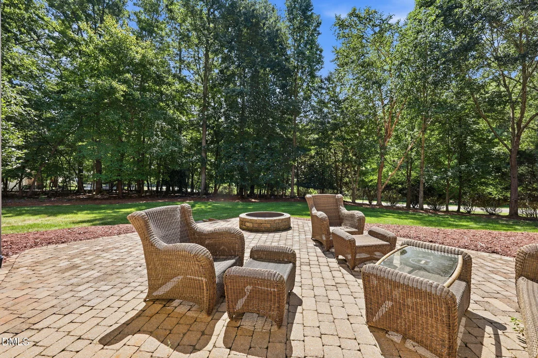 Photo of 6102 Treyburn Point Drive