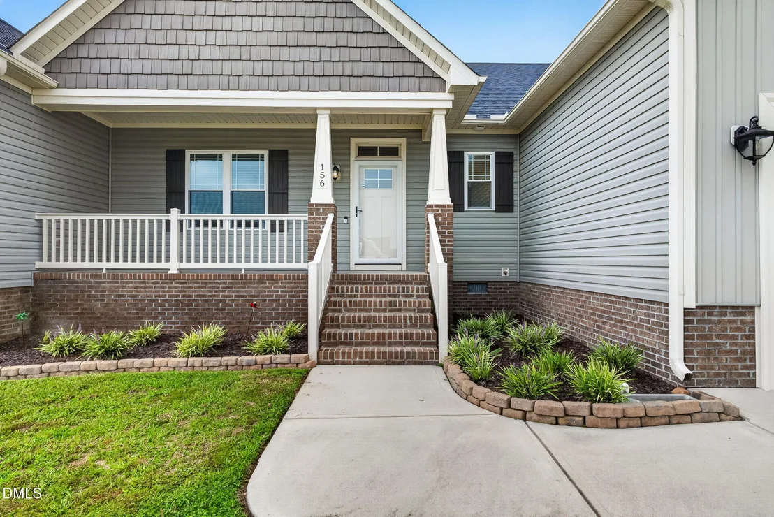 Photo of 156 Clipper Lane