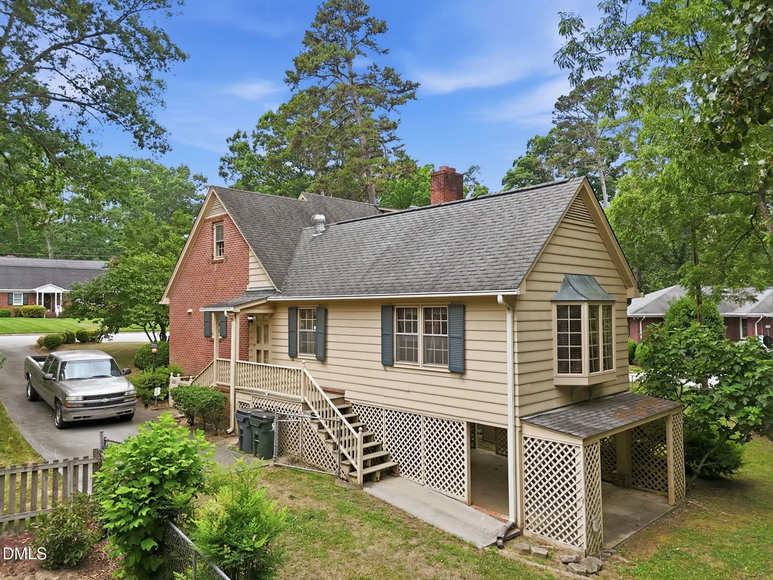 Photo of 212 Hillcrest Drive