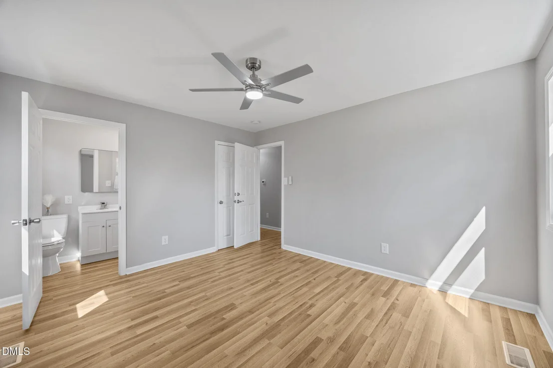 Photo of 1062 Jackson Street