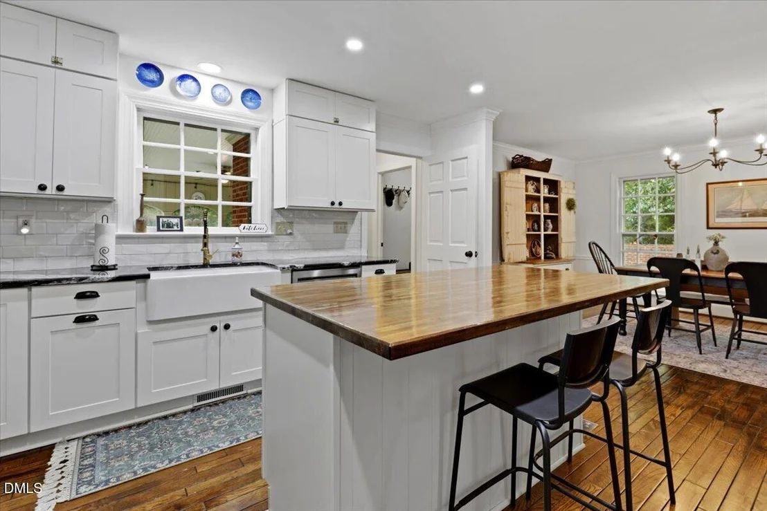 Photo of 804 Chestnut Drive