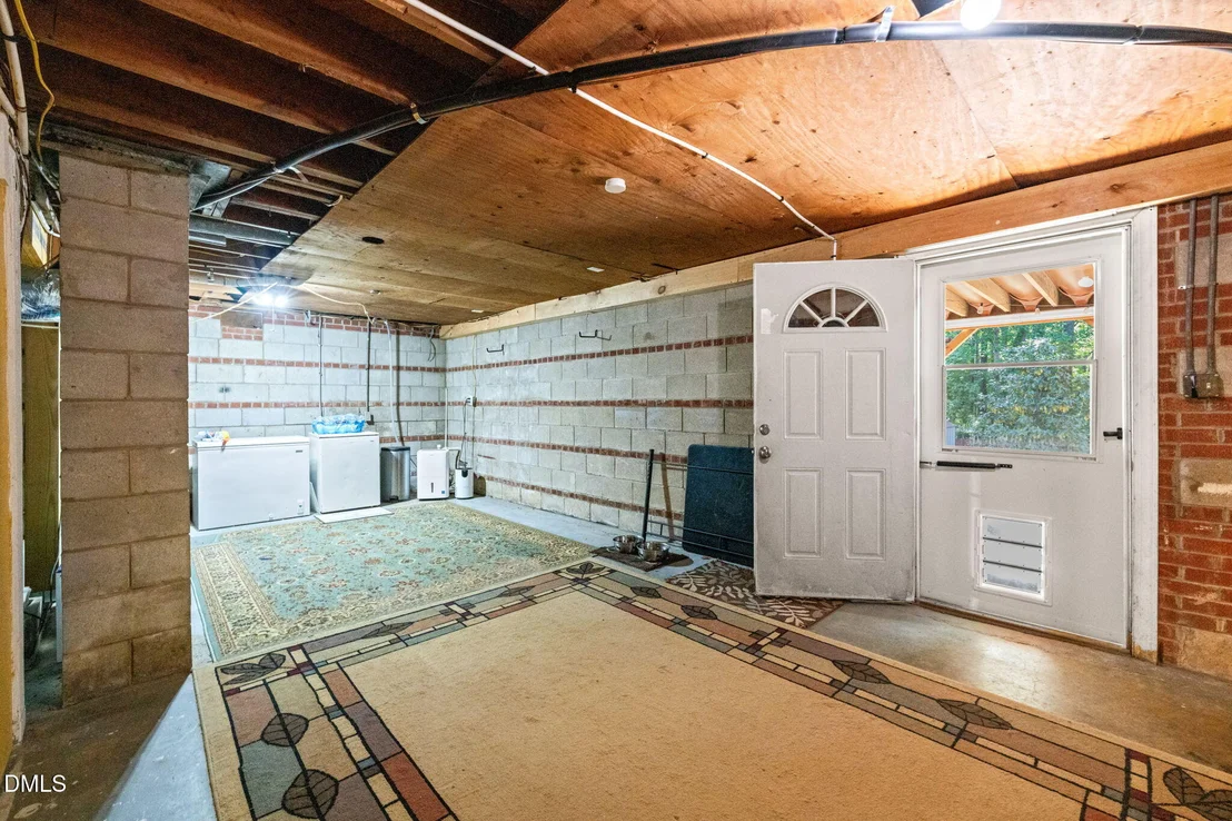 Photo of 3827 Corwin Road