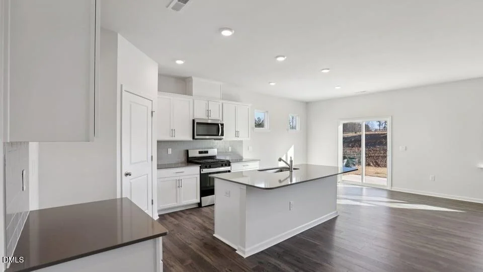 Photo of 106 Tiger Eye Drive