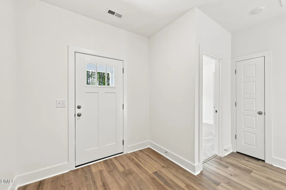 Photo of 30 Loganberry Avenue