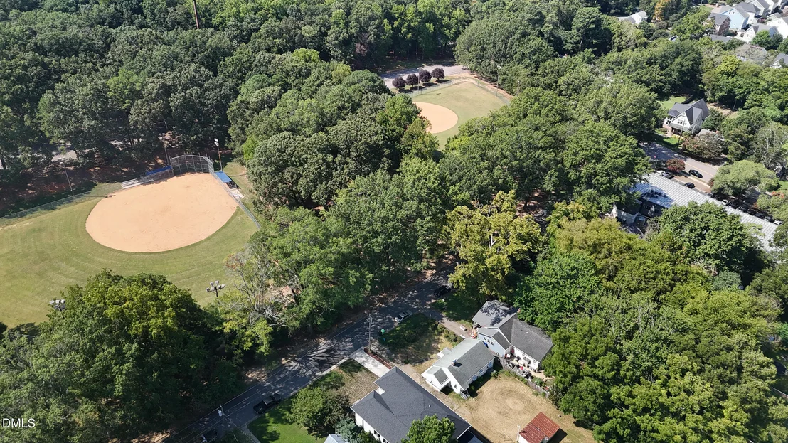 Photo of 617 Monroe Drive