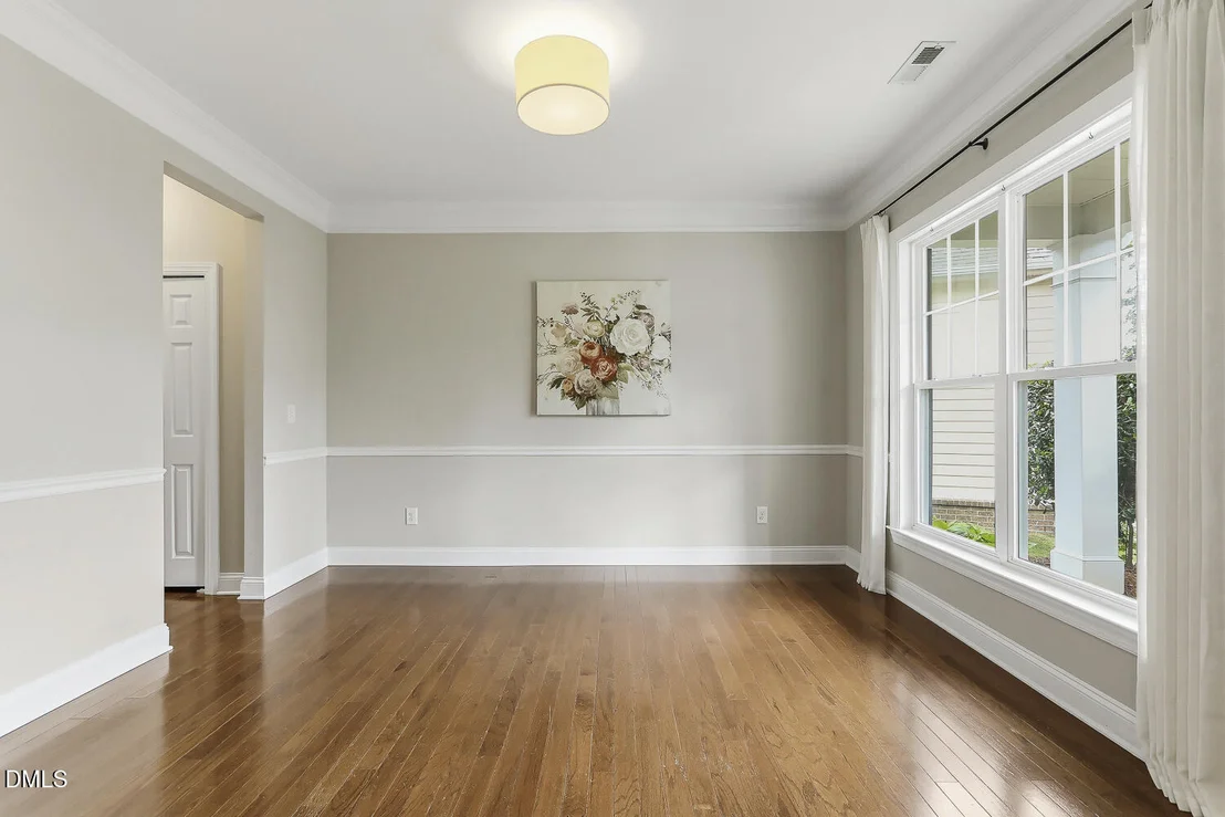 Photo of 1756 Laurel Park Place