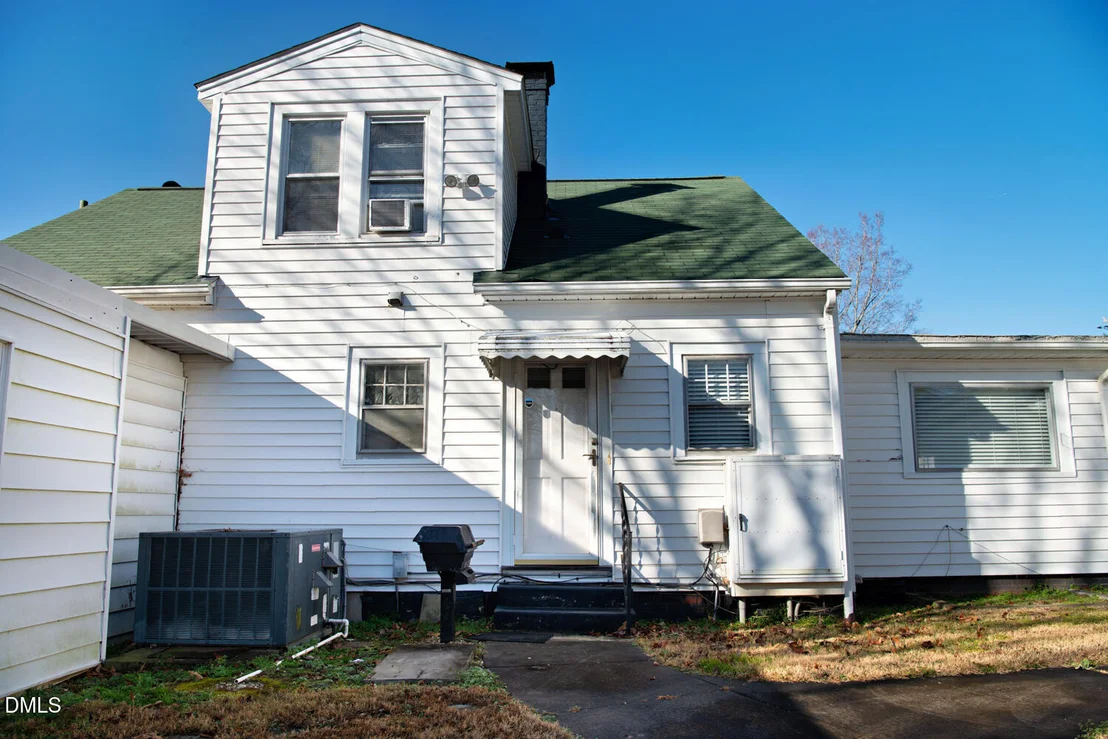 Photo of 1146 Rogers Road