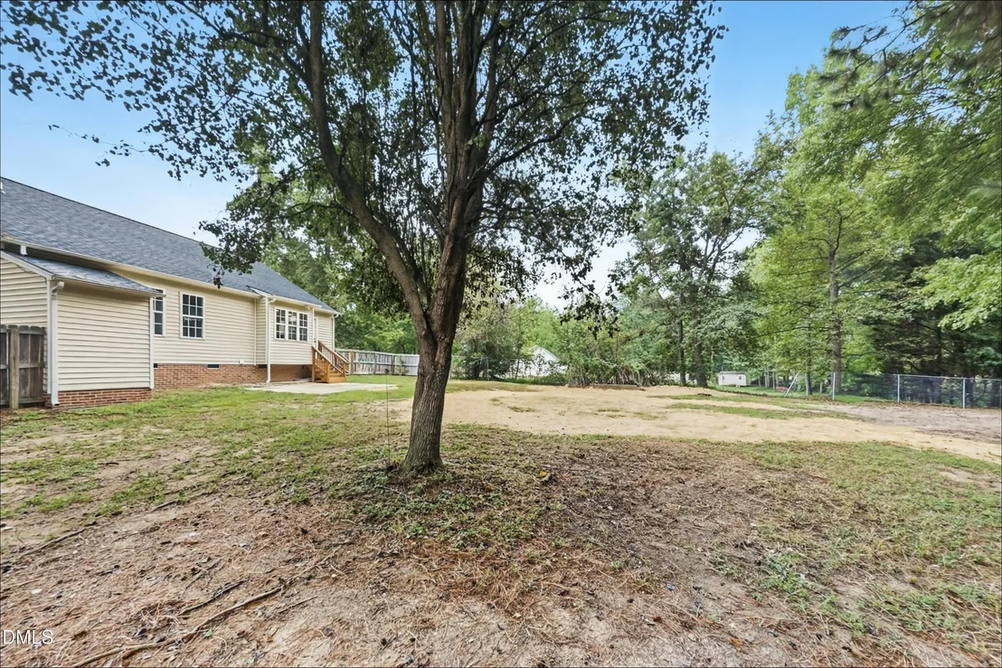 Photo of 165 Cedarhurst Lane