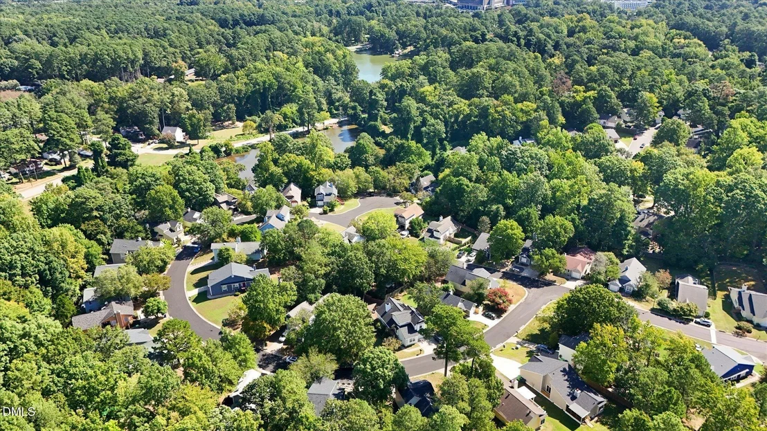 Photo of 460 Dickens Drive