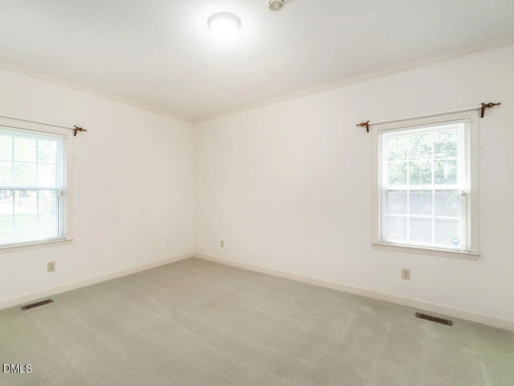 Photo of 1020 Brookview Drive