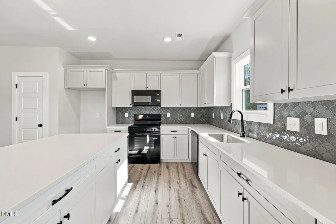 Photo of 127 Grinnell Loop