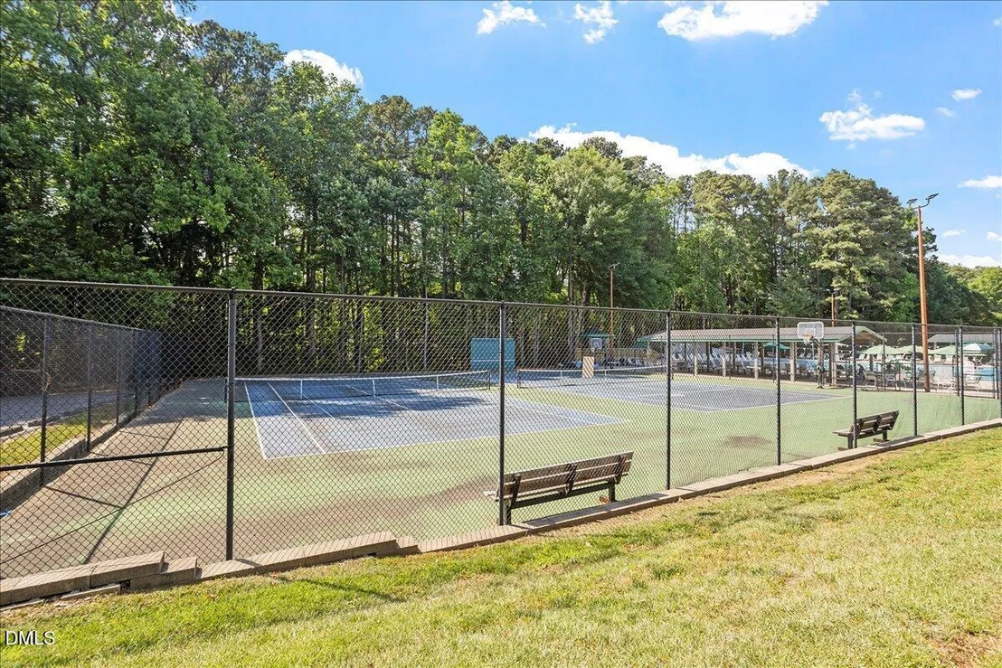 Photo of 908 Tanglewood Drive