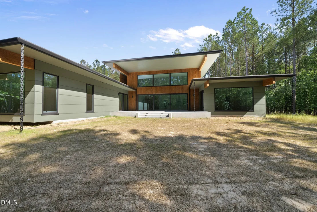 Photo of 4637 Array Drive