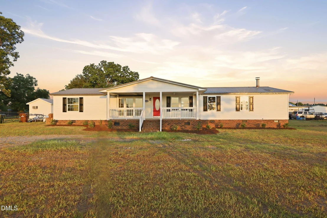 Photo of 10100 Green Path Road