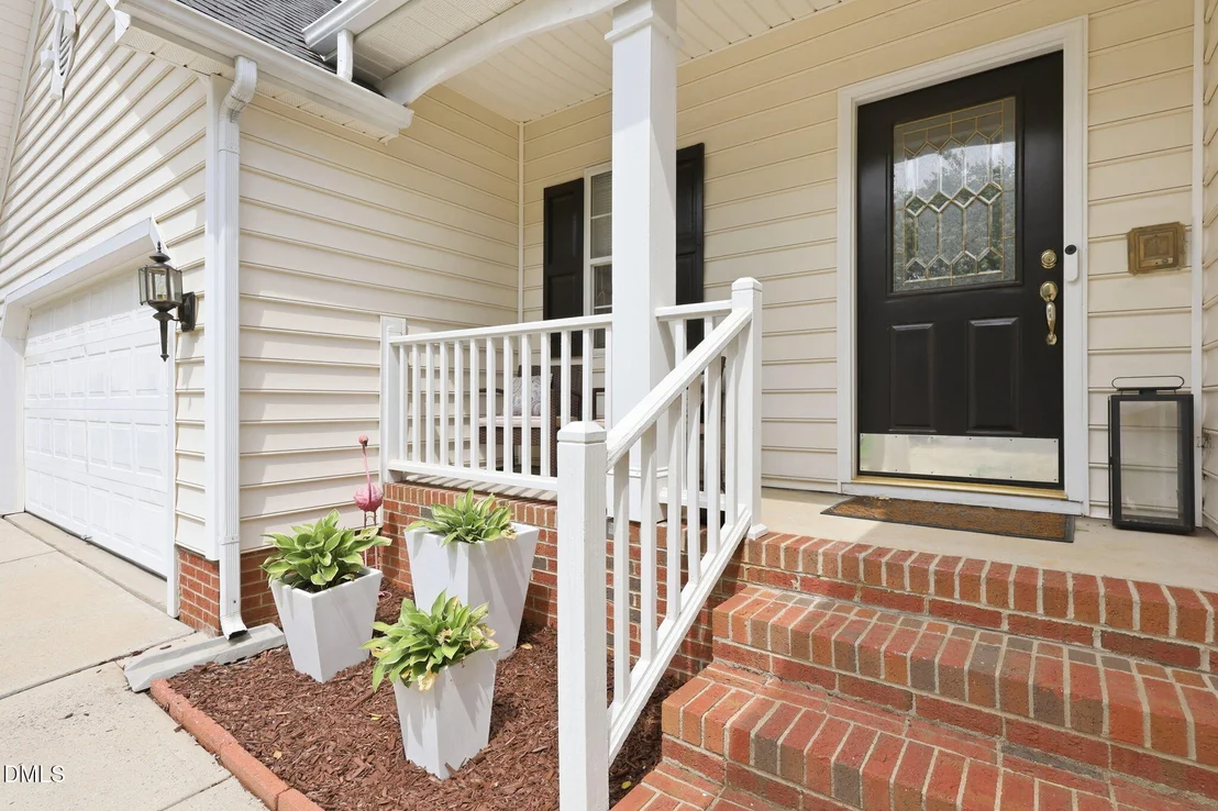 Photo of 211 Stablegate Drive