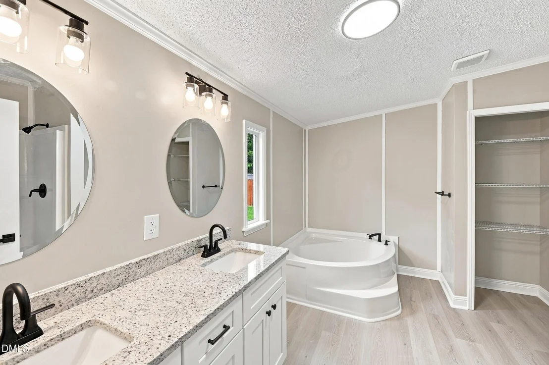 Photo of 182 Wendover Lane