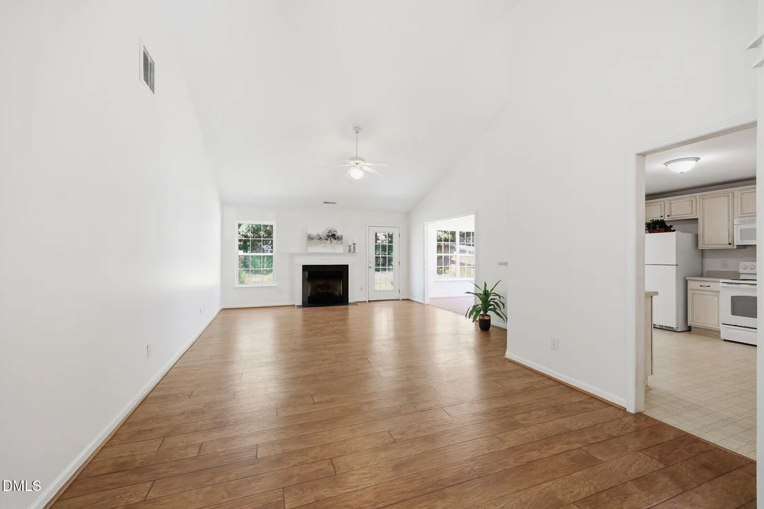 Photo of 514 Walnut Crossing Drive