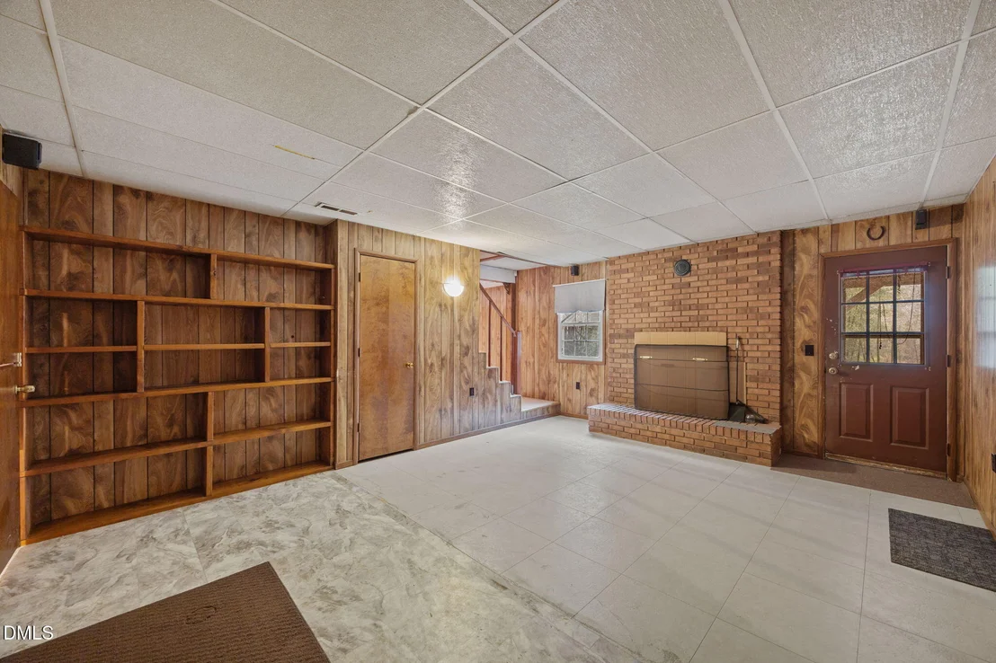 Photo of 3221 Oakridge Drive