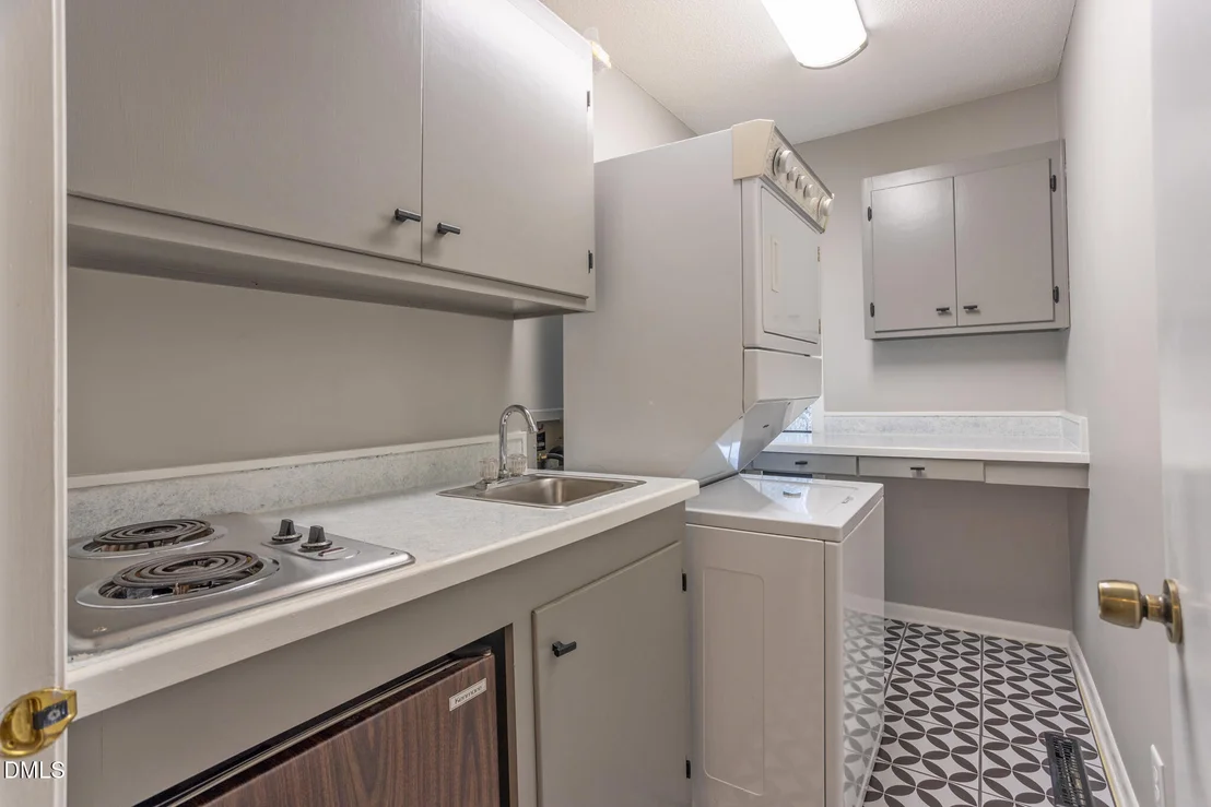 Photo of Unit F at 708 Constitution Drive