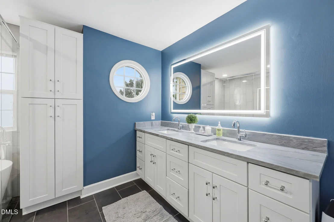 Photo of 211 Stablegate Drive