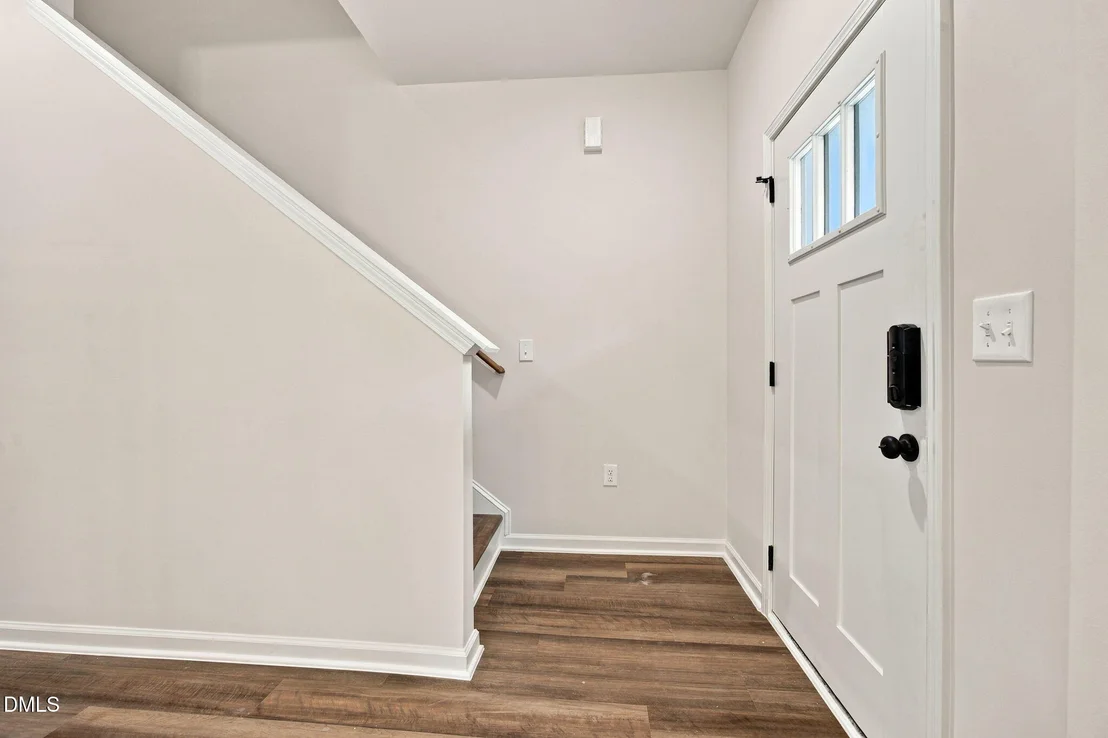 Photo of 713 Crestview Drive