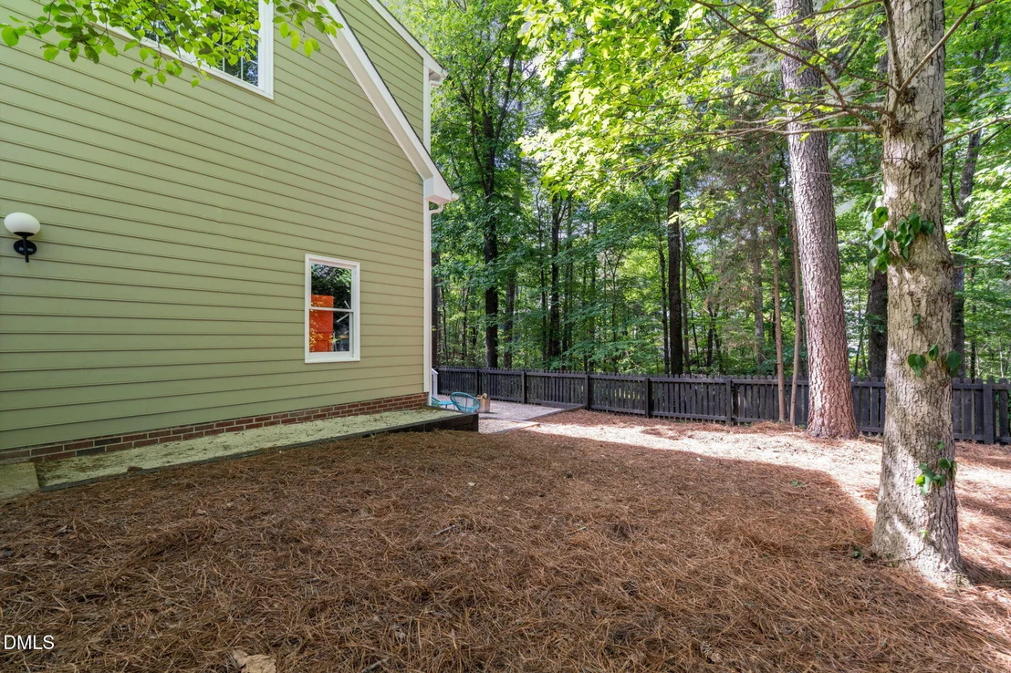 Photo of 102 Ormsby Court