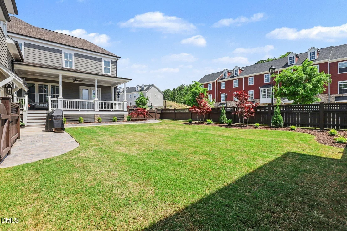 Photo of 501 Whitehall Circle