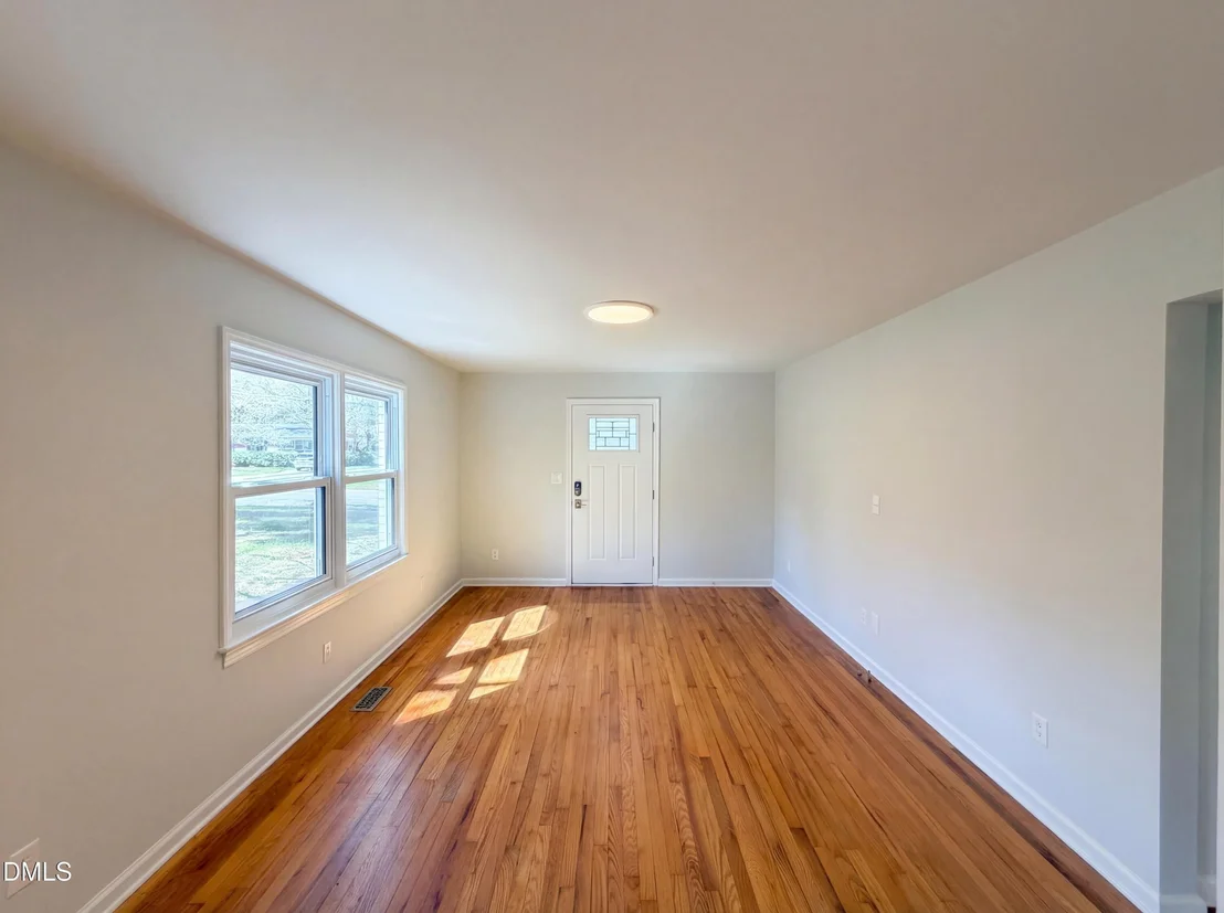Photo of 910 Devonport Drive