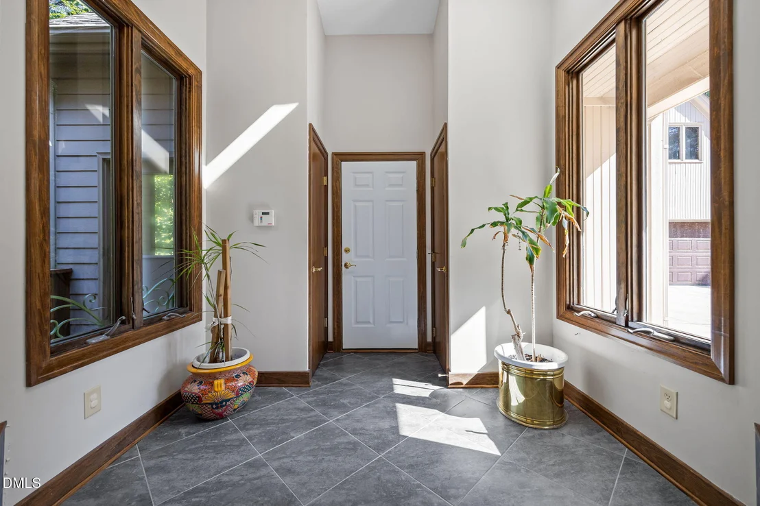 Photo of 12117 Cliffside Circle