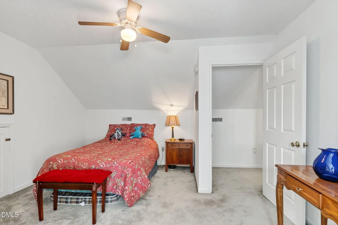 Photo of 1190 Sanders Road