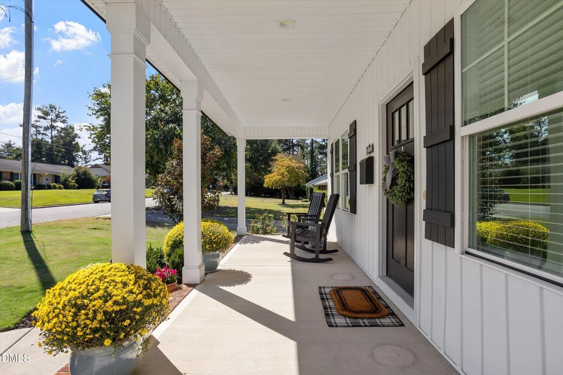 Photo of 318b Crescent Drive