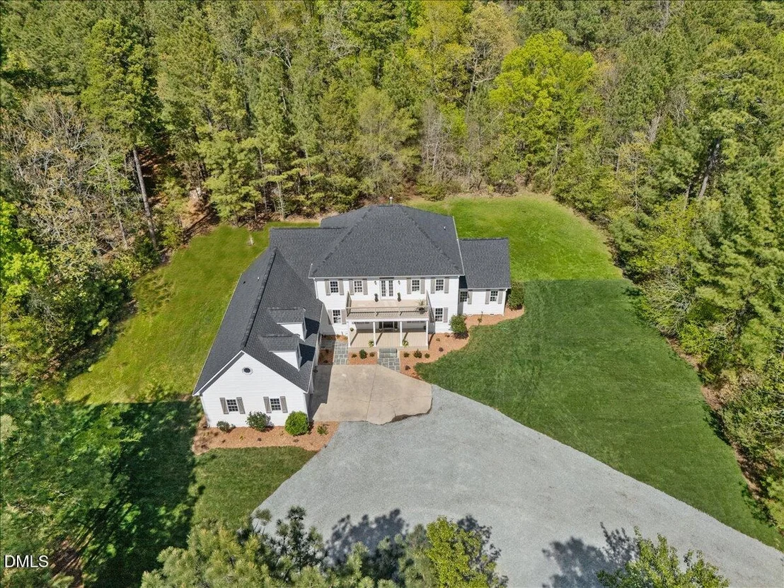 Photo of 419 Eagle Point Road